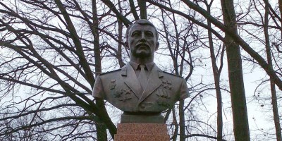 Памятник Николаю Майданову в парке Победы