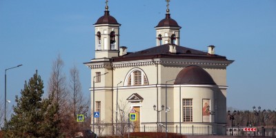 Пулковское, Смоленская церковь у Экспофорума, задний фасад