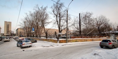 Угол Барочной улицы и набережной Карповки
