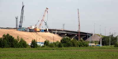 Киевское шоссе, путепровод над железной дорогой