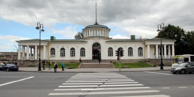 Вокзал станции Павловск