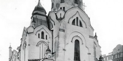 Церковь Алексея на Чкаловском проспекте