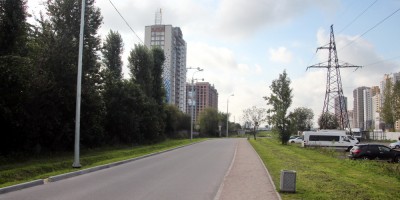 Среднерогатская улица