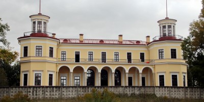 Павловск, усадьба Самойловой, задний фасад