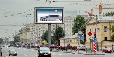 Московский проспект, экран у Петмола