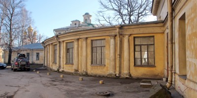 Дача Кушелевых-Безбородко, задний фасад