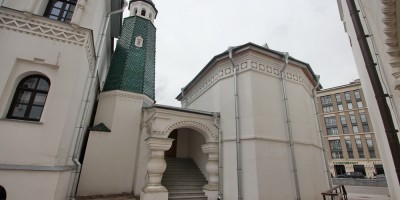 Феодоровский собор, дом причта, крыльцо