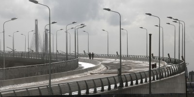 Яхтенный мост, проезжая часть