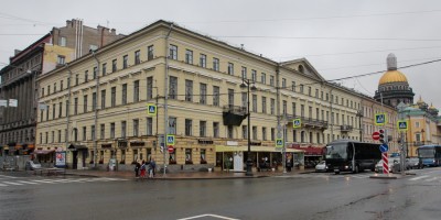 Дом купца Щербакова на углу Гороховой улицы и Адмиралтейского проспекта