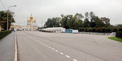 Петергоф, Дворцовая площадь