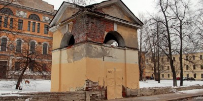 Расстанная улица, часовня при Николаевском доме призрения