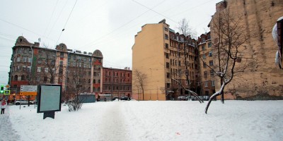 Угол 8-й Советской и Мытнинской улиц, сквер