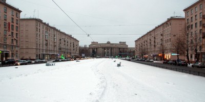 Улица Типанова без деревьев
