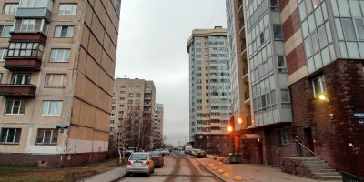 Новосаратовская улица, двор