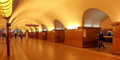 Станция метро Площадь Ленина