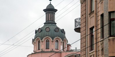 Башенка дома Чубаковых на углу Большого и Каменноостровского проспектов