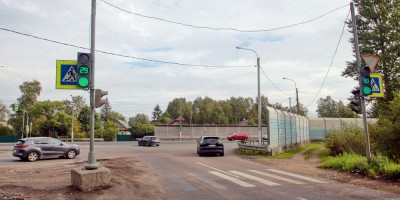 Ям-Ижора, перекресток Ленинградской, Павловской и Пушкинской улиц