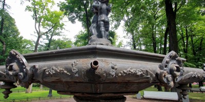 Румянцевский сад, фонтан после вандализма
