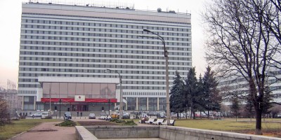 Фонтан гостиницы Советская на углу Лермонтовского проспекта и набережной реки Фонтанки