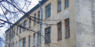 Дом фон Нидермиллера на 1-й линии Васильевского острова, 26, флигель на улице Репина