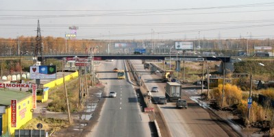 Мурманское шоссе и путепровод возле Меги