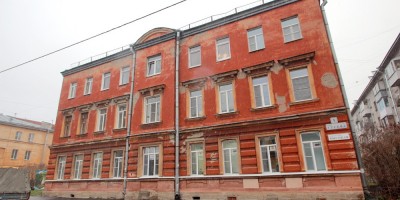 Дом Синебрюхова на улице Гусева, 1, в Кронштадте