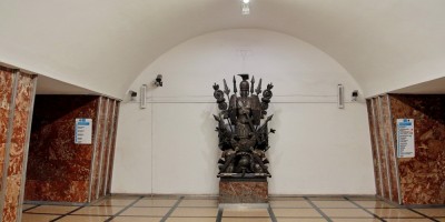 Станция метро Московские ворота, торец подземного зала