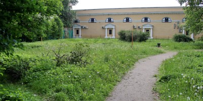 Сад Динамо на углу Заставской и Цветочной улиц, место будущей детской площадки