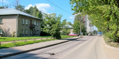 Русановская улица и двухэтажки