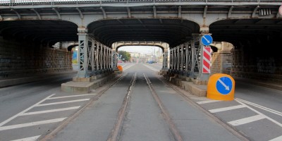 Набережная Обводного канала, трамвайные пути, мост