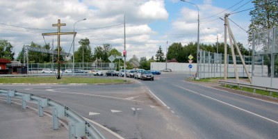 Ям-Ижора, перекресток Ленинградской, Пушкинской и Павловской улиц