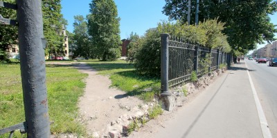 Семянниковский сквер на проспекте Обуховской Обороны