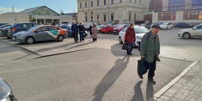 Митрофаньевское шоссе, парковка на выходе с Балтийского вокзала Митрофаньевское шоссе, парковка на выходе с Балтийского вокзала