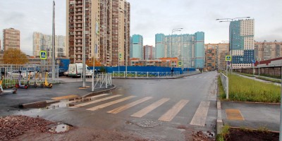 Улица Архитектора Белова, перекресток с Брюлловской