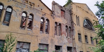 Большой проспект Васильевского острова, заброшенная амбулатория Покровской общины Большой проспект Васильевского острова, заброшенная амбулатория Покровской общины