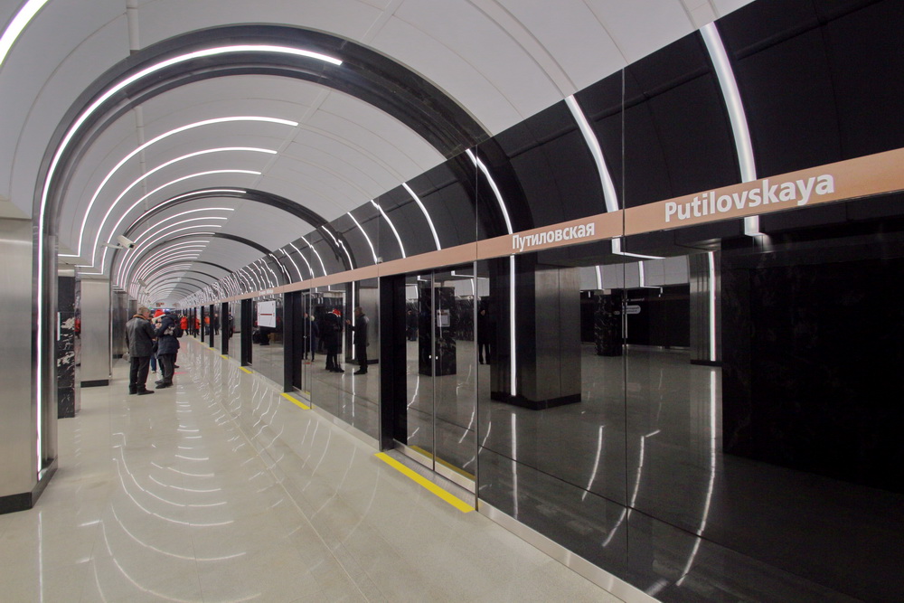 Новые станции метро Санкт-Петербурга. Поезда,Город