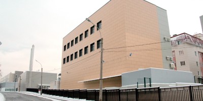 Сестрорецк, набережная реки Сестры, материальный склад и лаборатория клеточных технологий