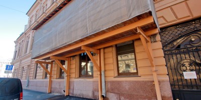 Набережная канала Грибоедова, дом 88-90, Первое, Екатерининское общественное собрание, балкон Набережная канала Грибоедова, дом 88-90, Первое, Екатерининское общественное собрание, балкон