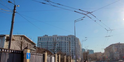 Сызранская улица, троллейбусные провода, контактная сеть