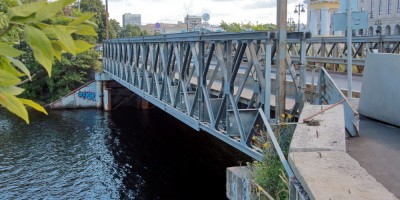 Шкиперский мост старый, вид сбоку